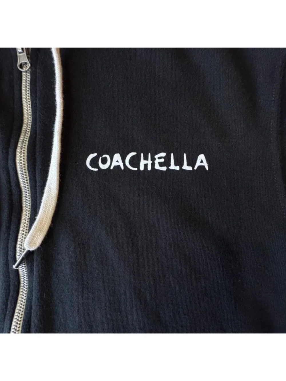 COACHELLA Black Zip-Up Hoodie Sweatshirt XS Official Classic Logo Festival - Picture 3 of 9